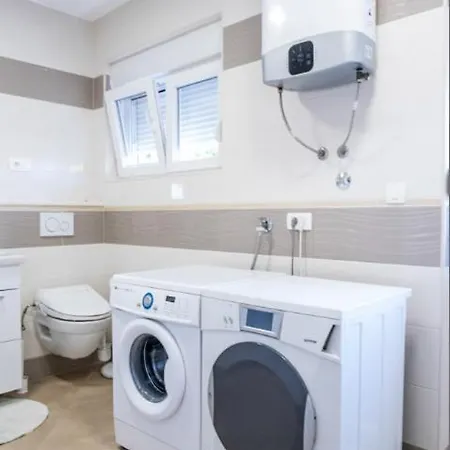 Apartament Lori